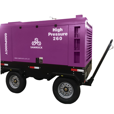 162 kW Dieselmotor luchtcompressor met wielen Mijnbouw schroef luchtcompressor machine