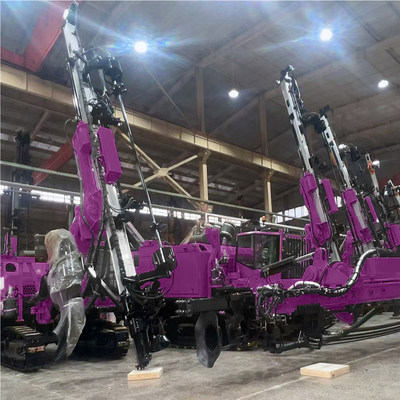 Rupsgestuurde boorinstallatie diesel 335KW hydraulische boormachine voor oppervlakte mijnbouw DTH-boorinstallatie