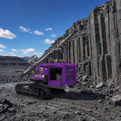 All Terrain Mining DTH Boormachine Hoog klimvermogen Boormachine Uitrusting Multifunctionele boorgatboormachine