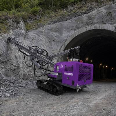 SANROCK Crawler DTH Drilling Rig Large Torque Blast Hole Mining Drilling Machinery Hydraulic Drilling Machine 